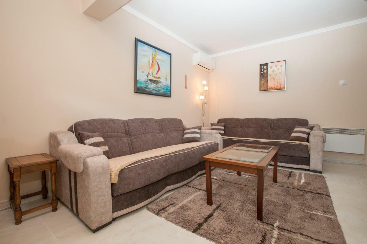 Valentina Apartman Apartment Petrovac Exterior photo
